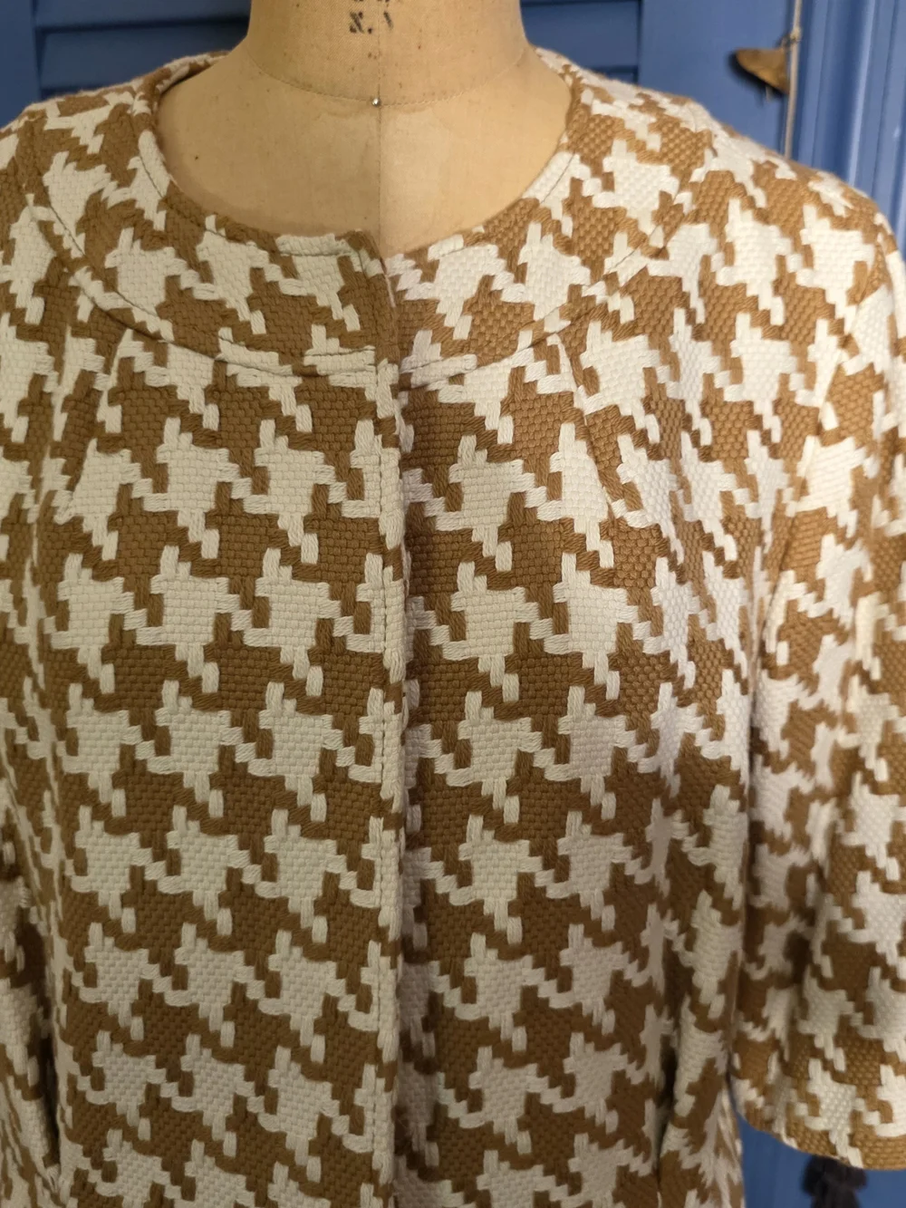 Michael Kors Beige and White Houndstooth Knit Top